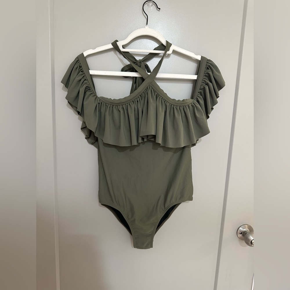 One piece bathing suit